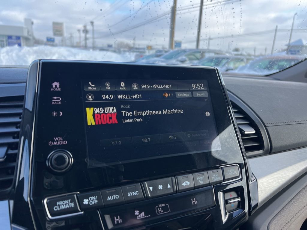 Used 2023 Honda Odyssey EX-L image 12