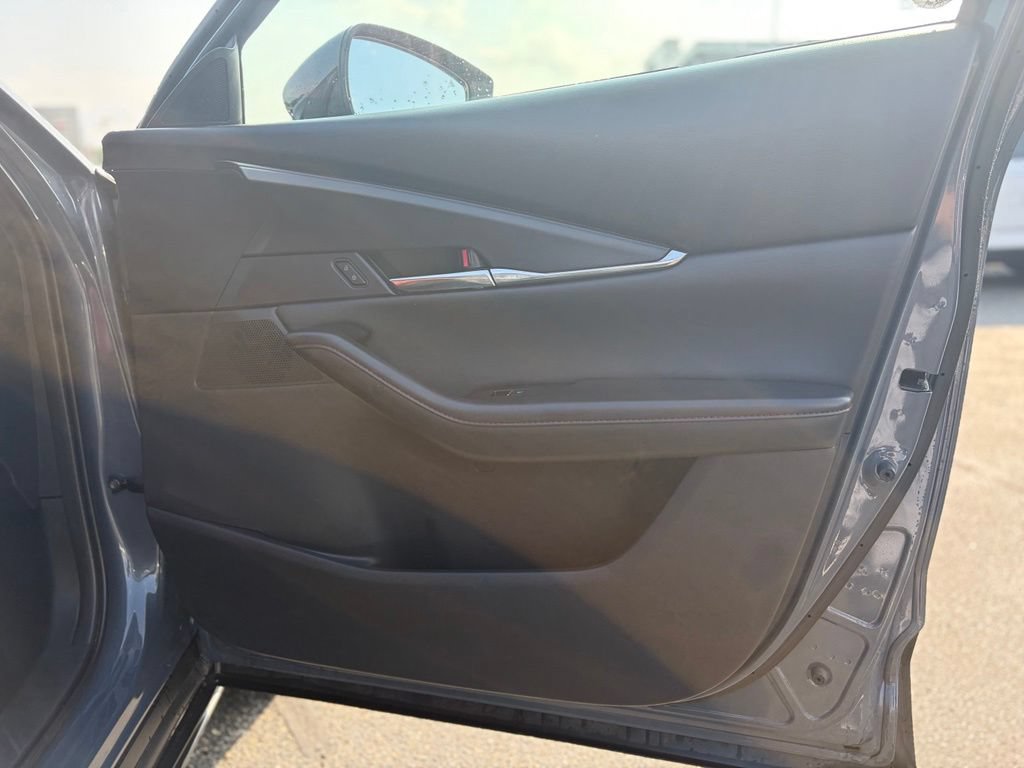 Used 2025 MAZDA CX-30 AWD 2.5 S w/ Preferred Package image 16