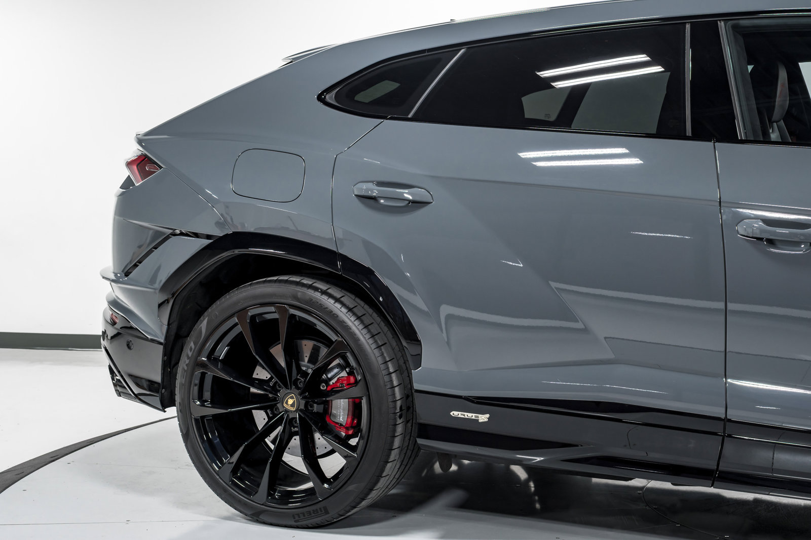 Used 2024 Lamborghini Urus S AWD/4WD image 55