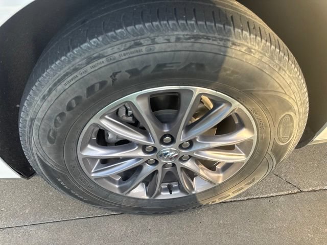 Used 2023 Buick Enclave Premium AWD/4WD image 40
