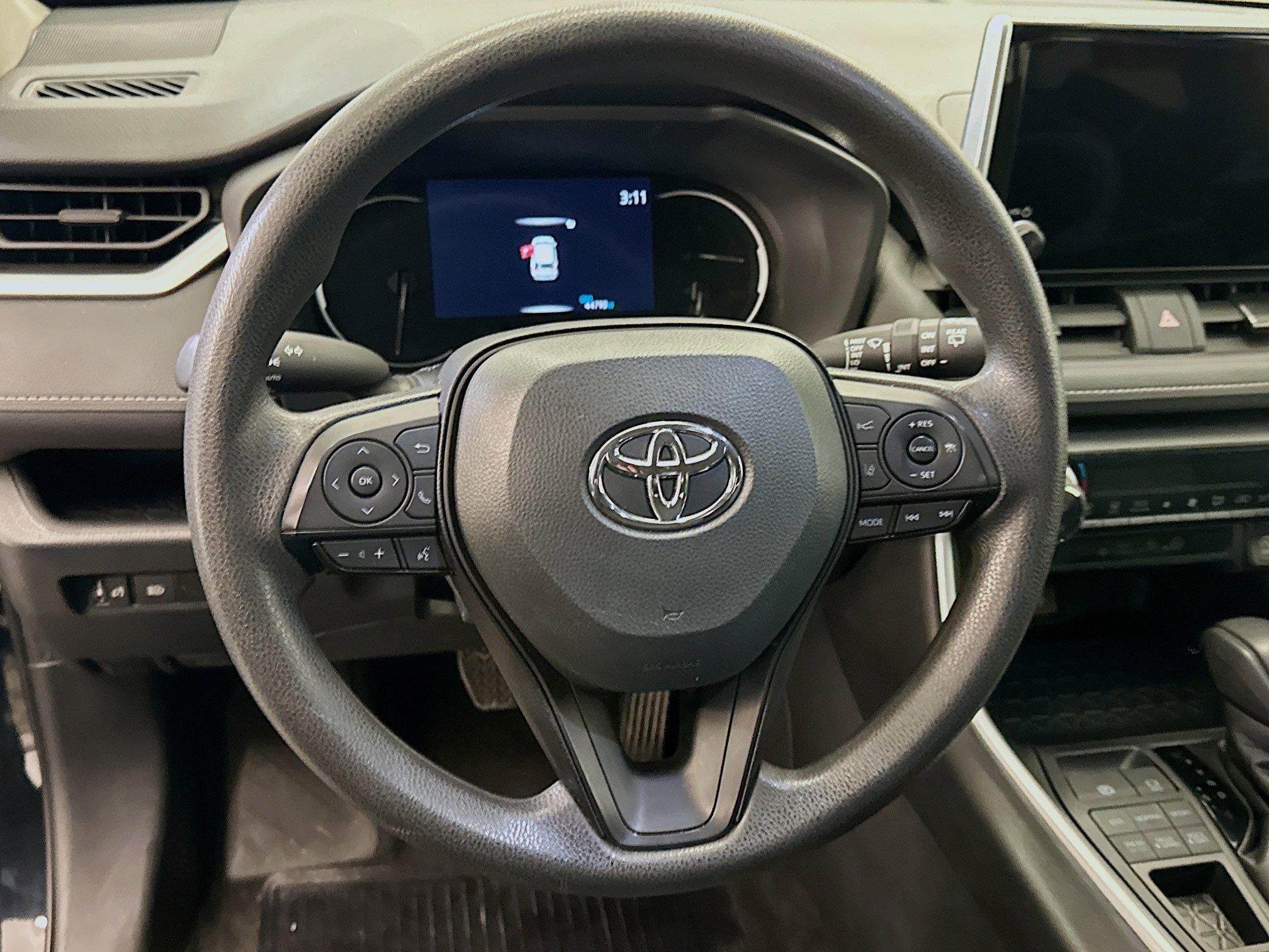 Used 2024 Toyota RAV4 XLE image 18