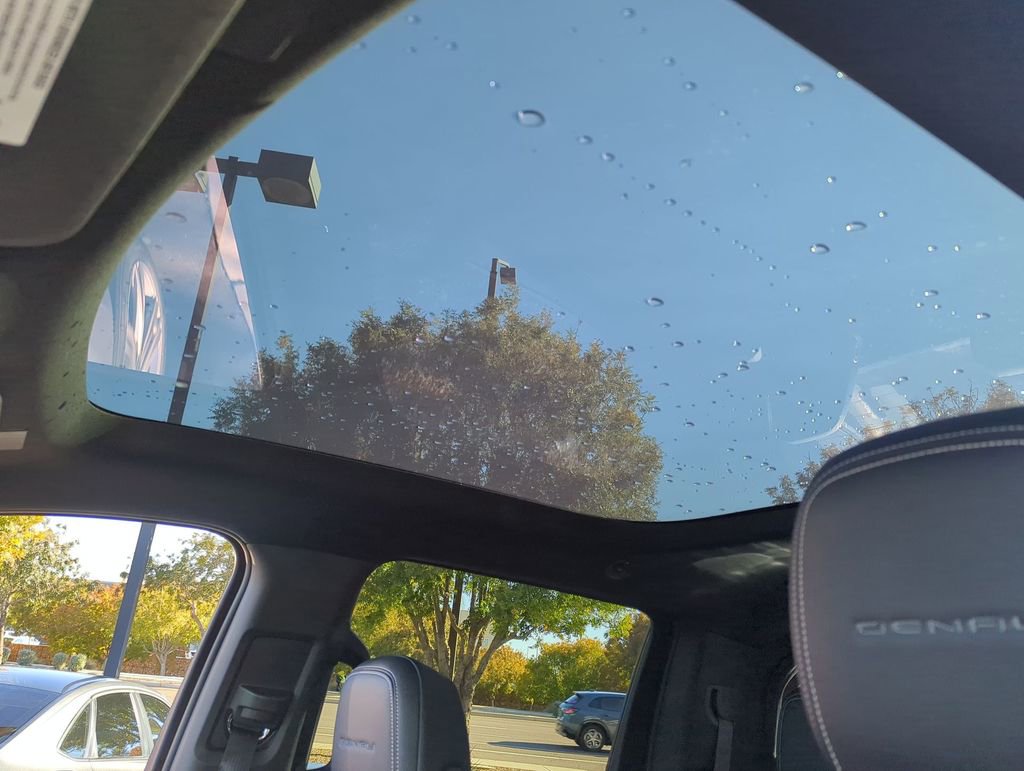 New 2024 GMC Sierra EV Denali image 18