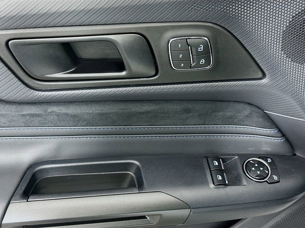 Used 2026 Ford Mustang Dark Horse RWD image 19