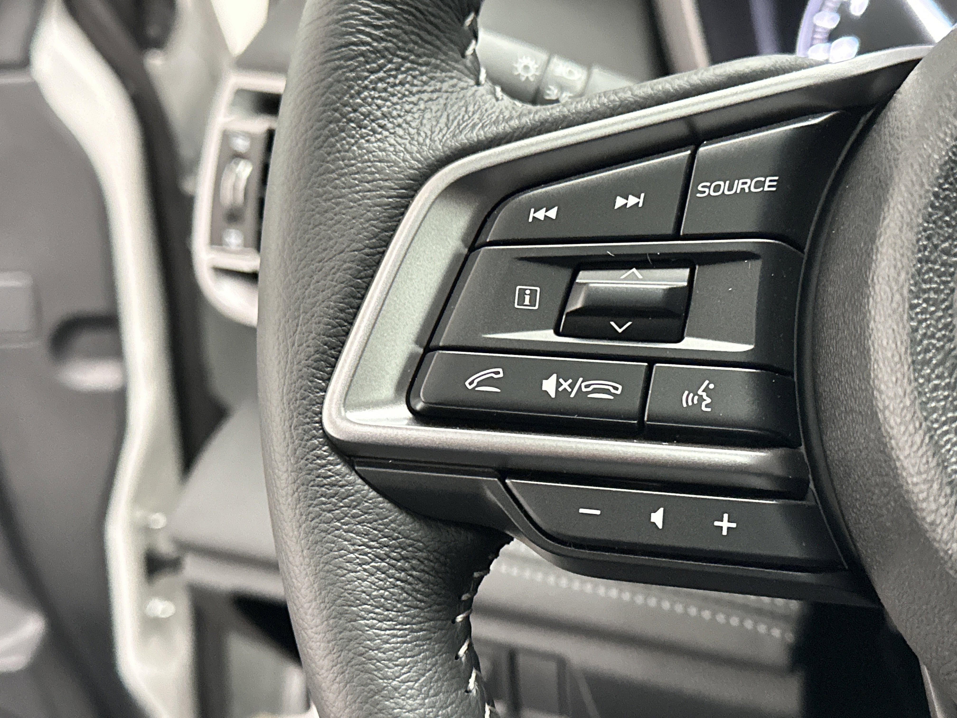 New 2025 Subaru Outback Limited image 30