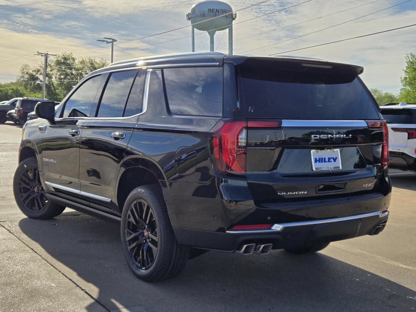 New 2026 GMC Yukon Denali w/ Sun & Power Step Package AWD/4WD image 3