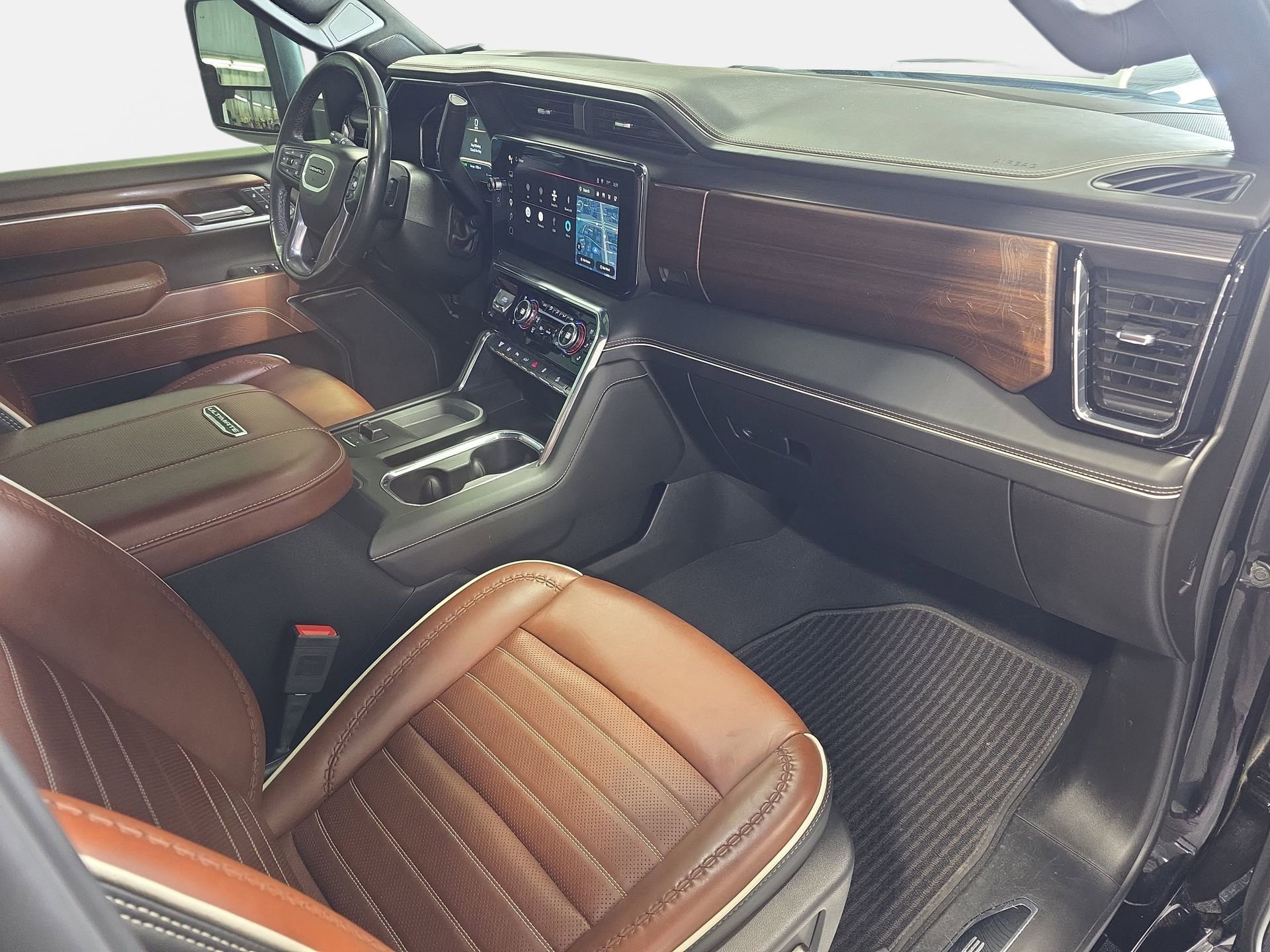 Used 2025 GMC Sierra 2500 Denali Ultimate w/ Max Trailering Package AWD/4WD image 10