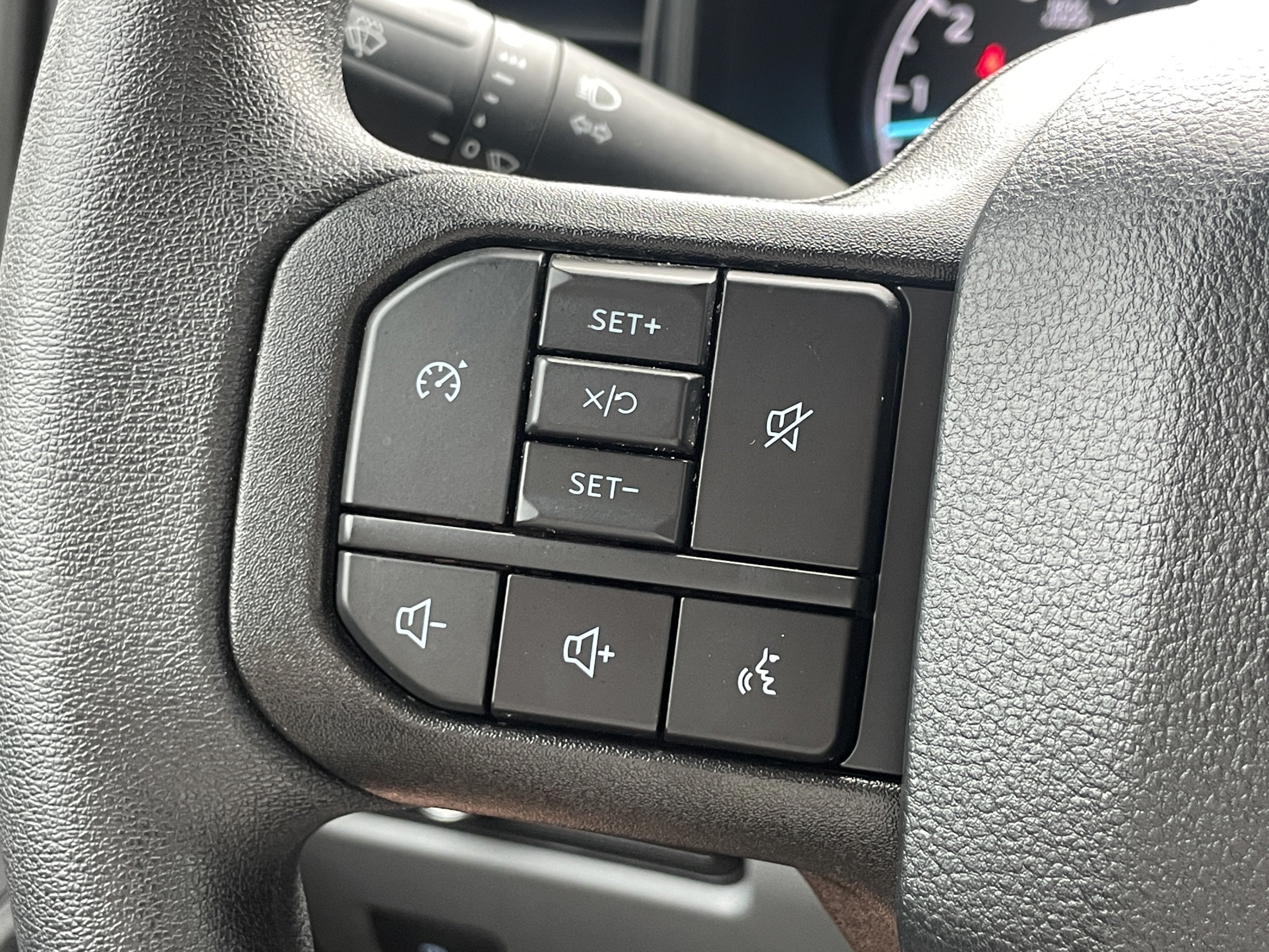 Used 2024 Ford F350 XL AWD/4WD image 18