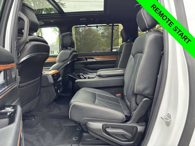 Used 2024 Jeep Grand Wagoneer L Series III AWD/4WD image 30