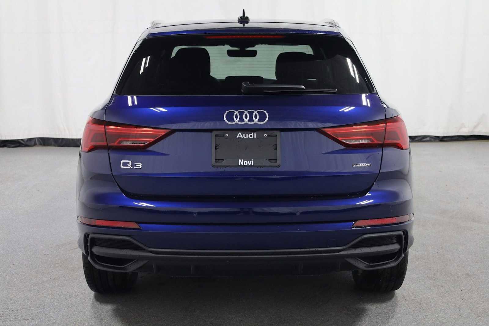 New 2025 Audi Q3 2.0T Premium image 7