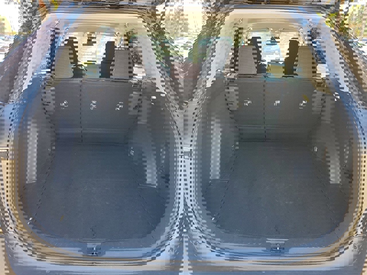 Used 2025 Toyota RAV4 LE image 8