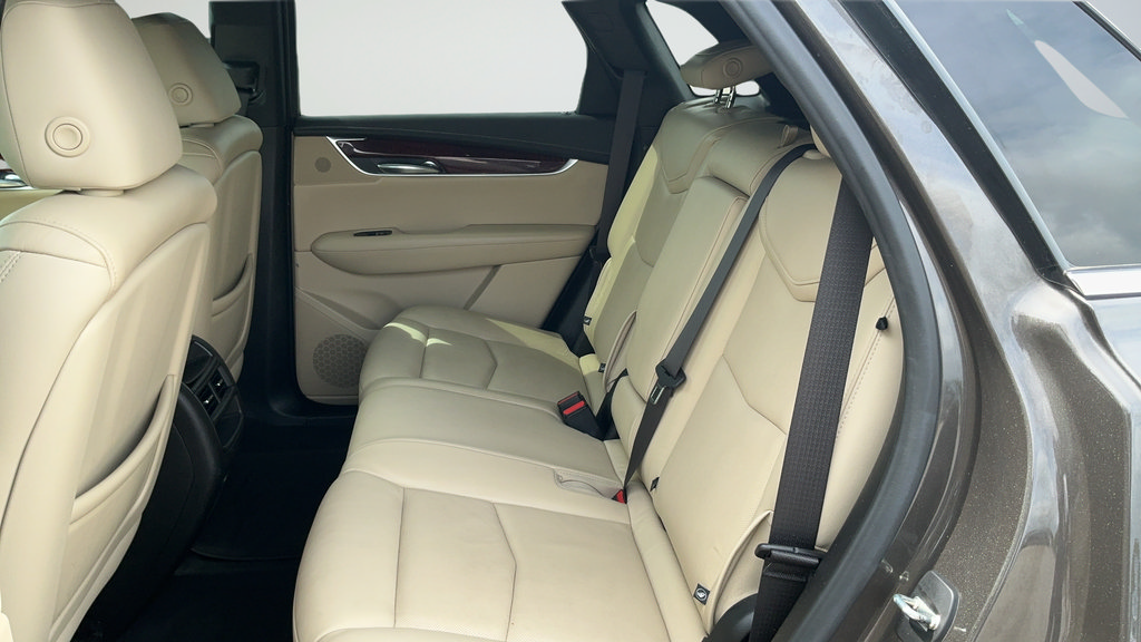 Used 2019 Cadillac XT5 Luxury FWD image 20