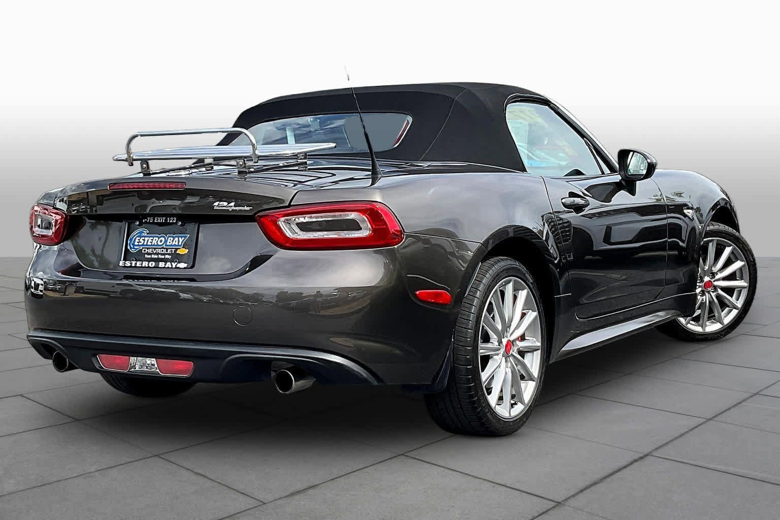 Used 2017 FIAT 124 Spider Lusso image 14