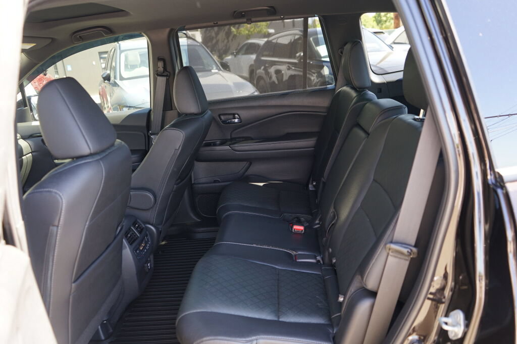 Used 2019 Honda Passport Elite image 16