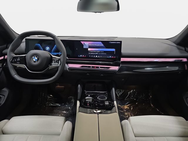 Certified 2024 BMW 540i xDrive w/ Convenience Package AWD/4WD image 9