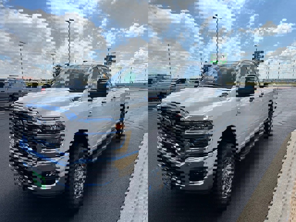 New 2026 RAM 3500 Tradesman image 4