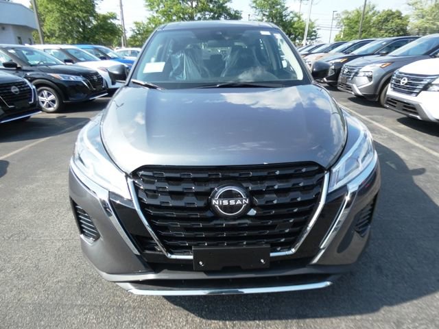 New 2025 Nissan Kicks Play S image 8