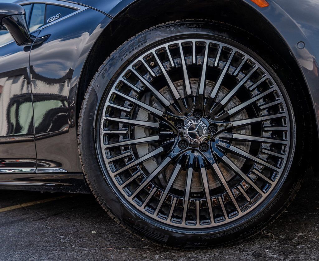 Used 2023 Mercedes-Benz EQS 580 4MATIC Sedan image 30