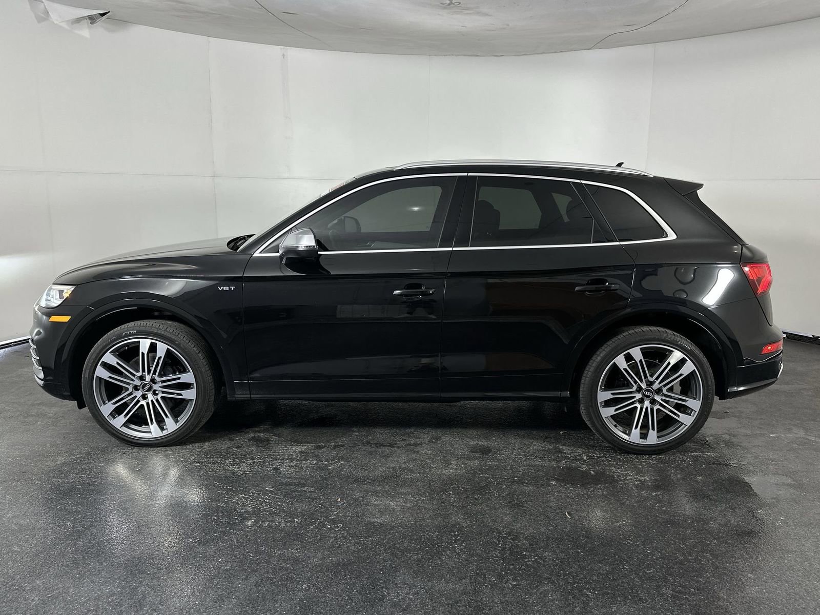 Used 2018 Audi SQ5 Prestige w/ Prestige Package image 8