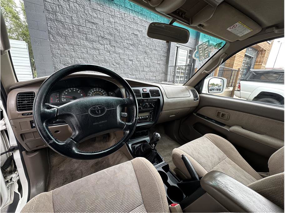 Used 2000 Toyota 4Runner SR5 AWD/4WD image 14