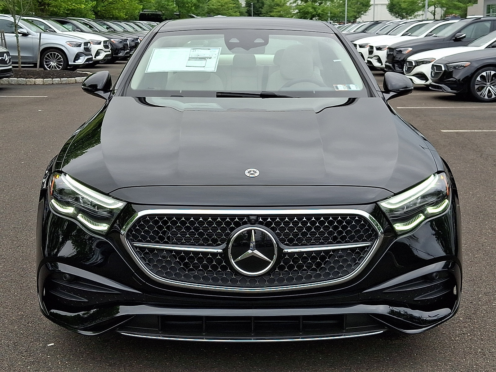 New 2026 Mercedes-Benz E 350 4MATIC Sedan image 2