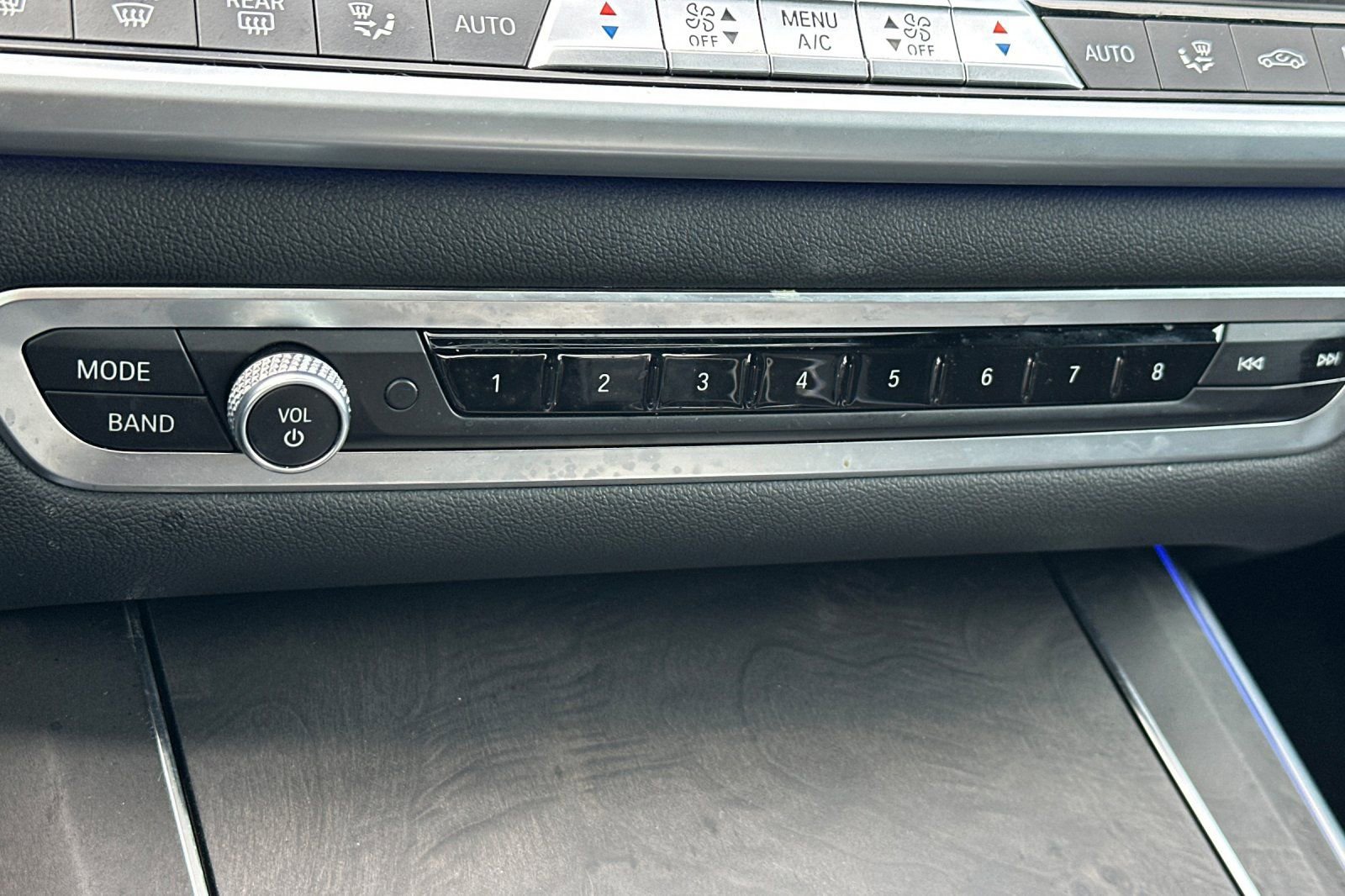 Used 2022 BMW X5 xDrive40i w/ Parking Assistance Package image 31