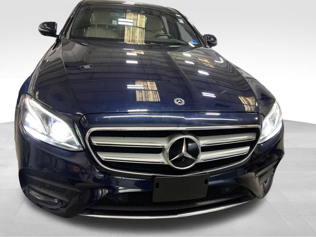 Used 2018 Mercedes-Benz E 300 4MATIC image 8