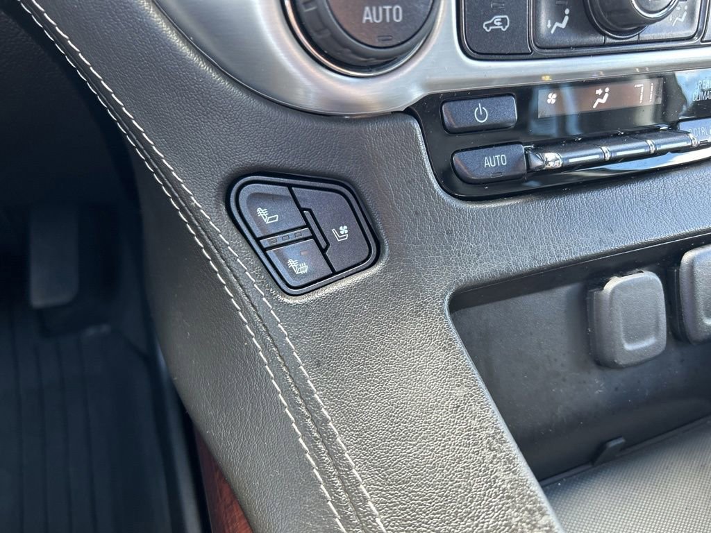 Used 2020 GMC Yukon XL SLT AWD/4WD image 29