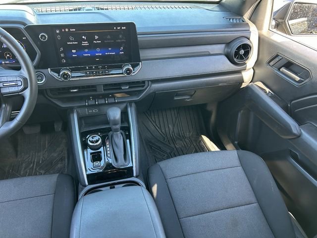 Used 2024 Chevrolet Colorado Trail Boss w/ Advanced Trailering Package AWD/4WD image 17