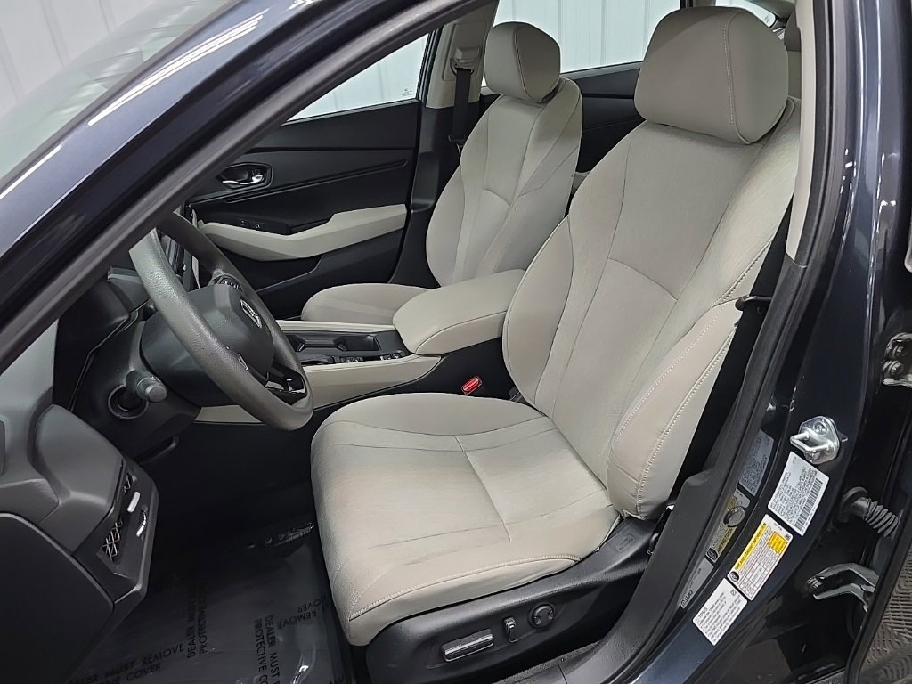 Used 2023 Honda Accord EX image 30