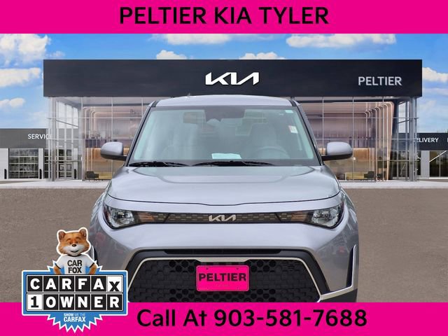 Certified 2025 Kia Soul LX w/ LX Technology Package FWD image 2