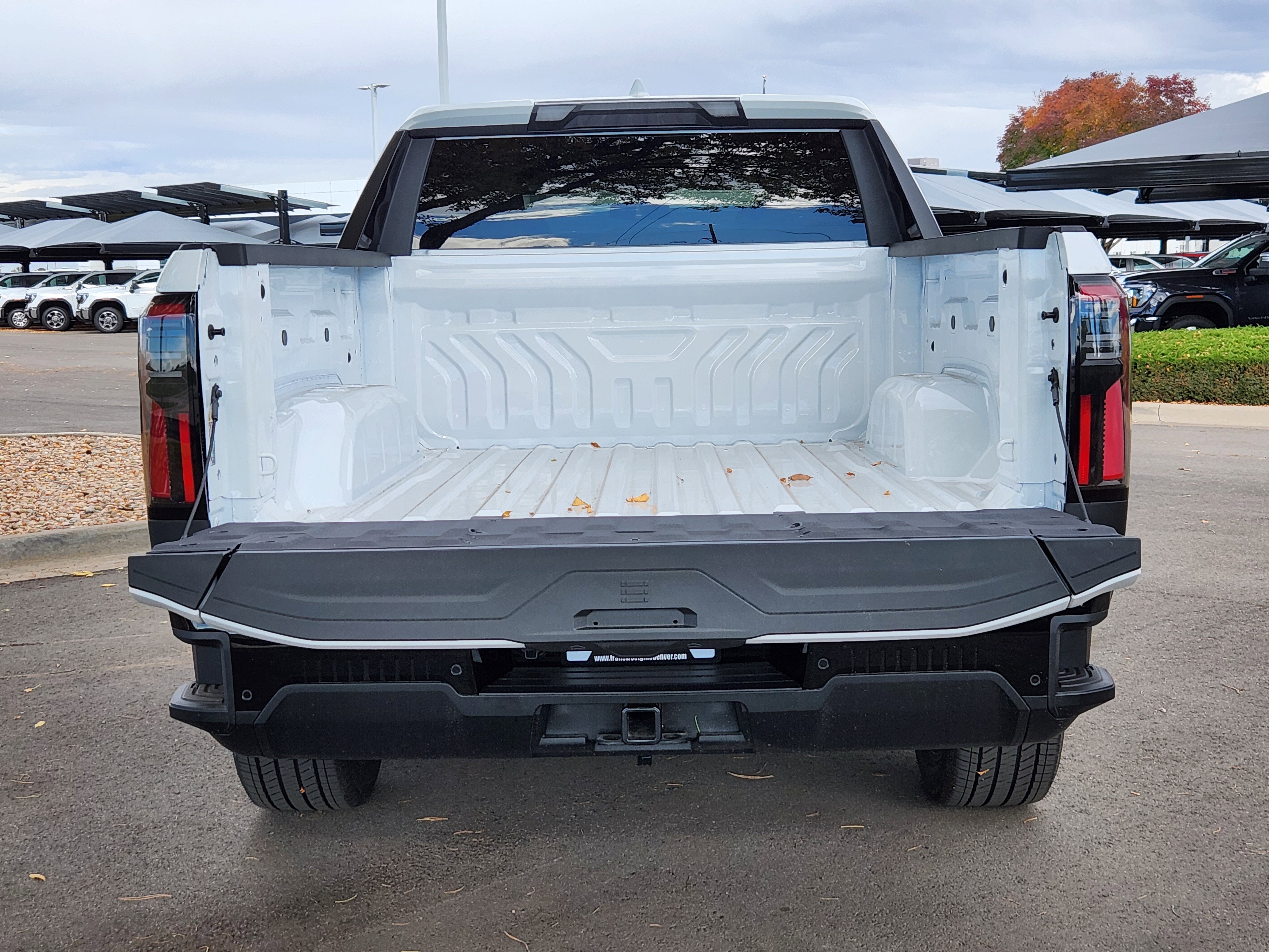 New 2026 GMC Sierra EV Elevation w/ LPO, Elevation Dark Package image 17