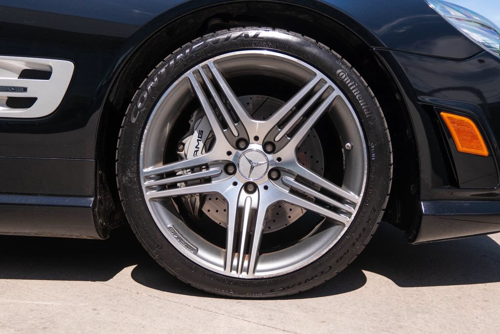 Used 2011 Mercedes-Benz SL 63 AMG image 14