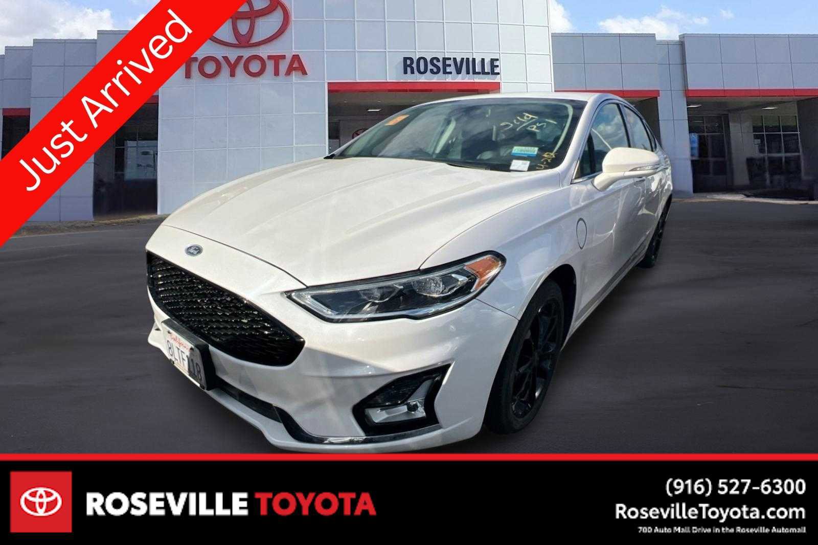 Used 2019 Ford Fusion Energi Titanium image 1