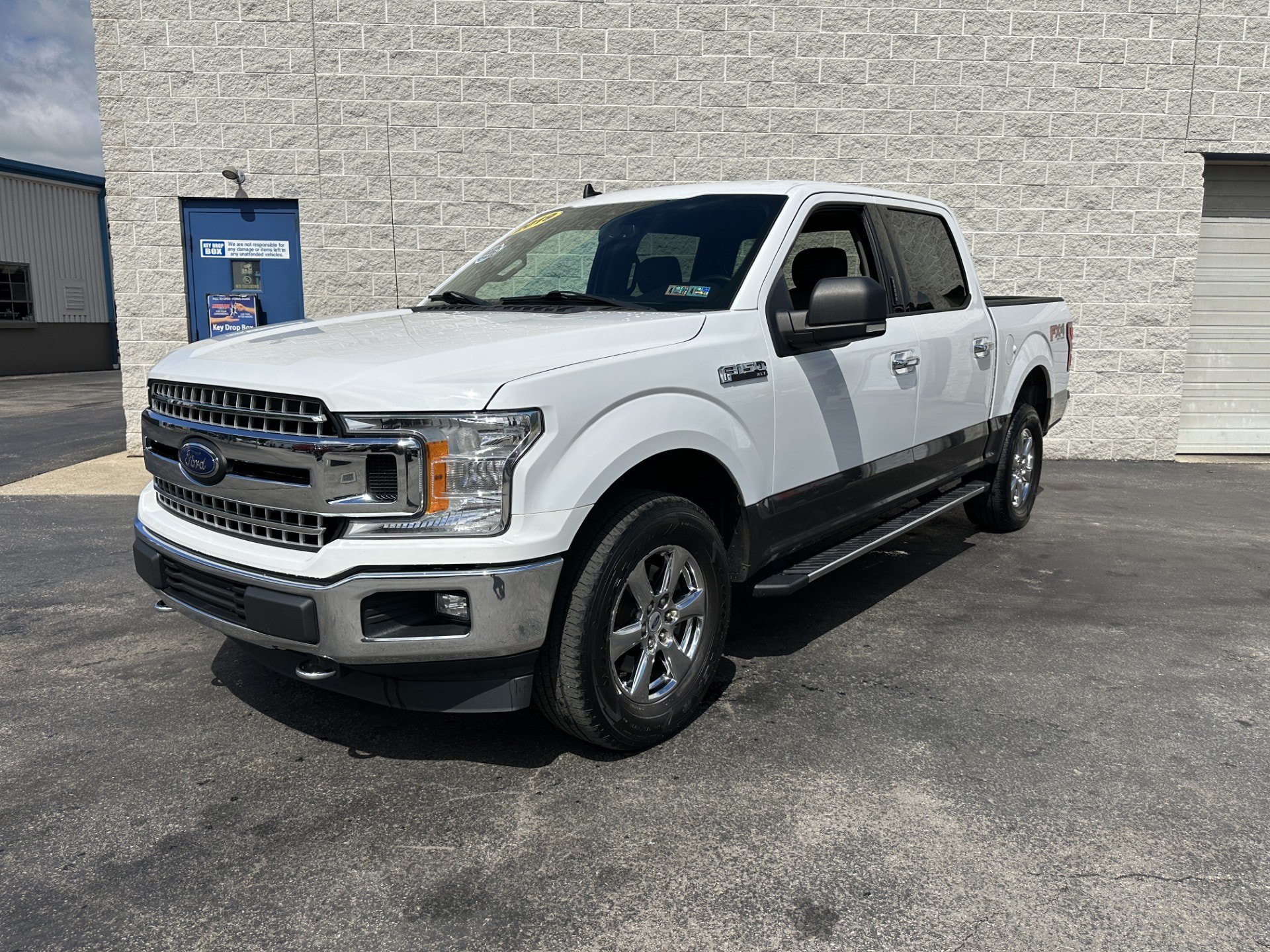 Used 2019 Ford F150 XLT w/ Equipment Group 302A Luxury AWD/4WD image 1