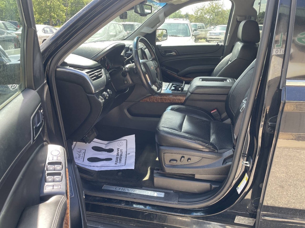 Used 2016 Chevrolet Suburban LTZ AWD/4WD image 12
