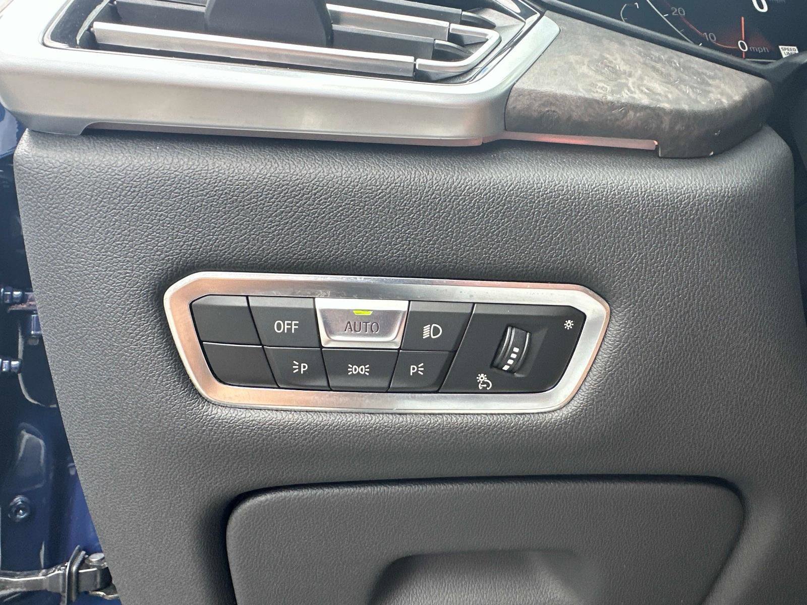 Used 2023 BMW X5 xDrive40i w/ Premium Package image 29