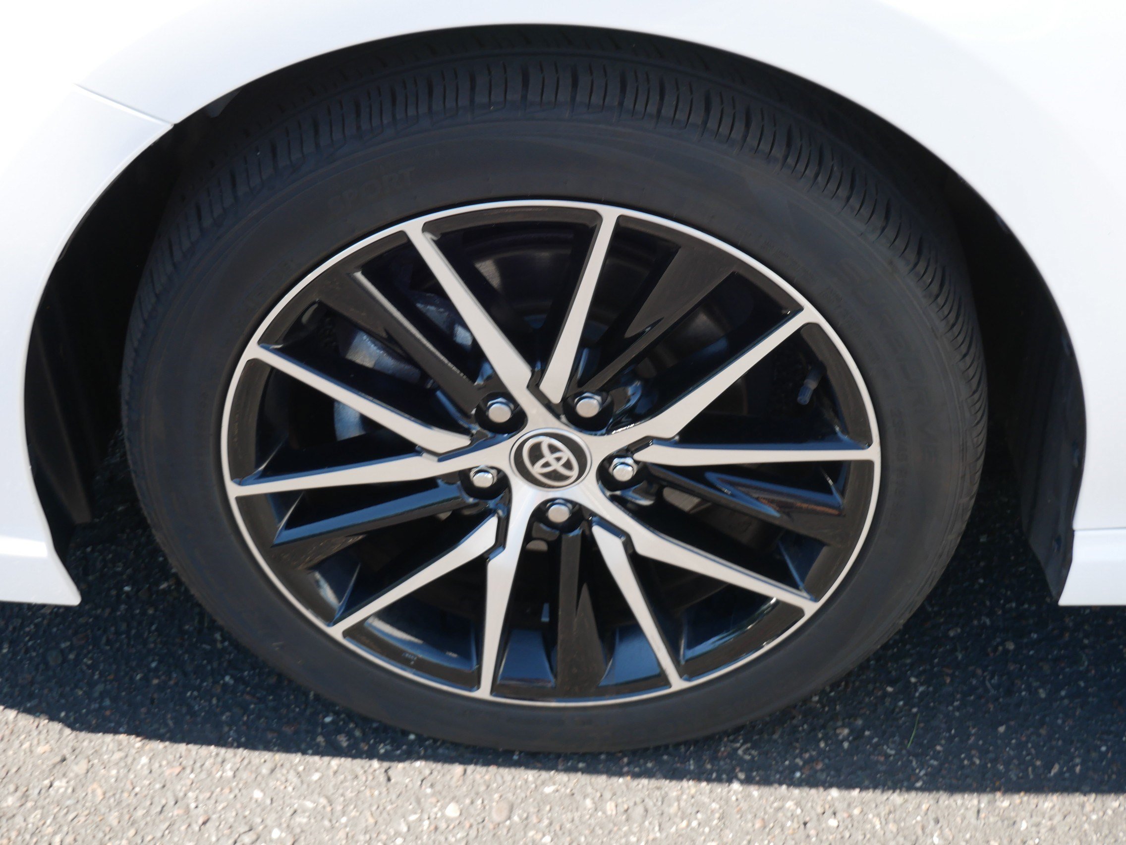 Certified 2024 Toyota Camry SE FWD image 16