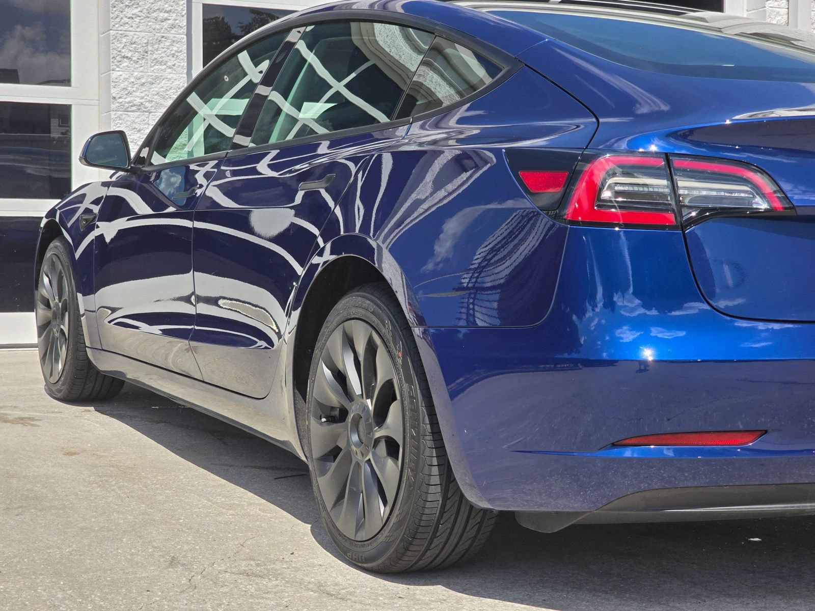 Used 2023 Tesla Model 3 Standard Range RWD image 38