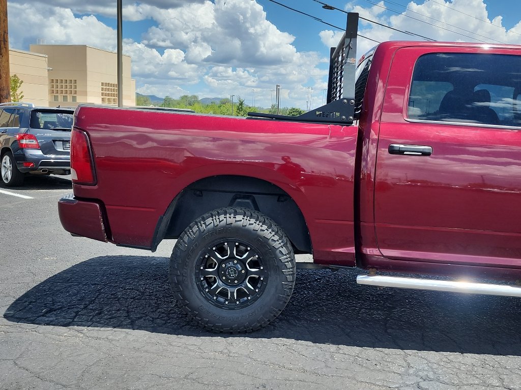 Used 2018 RAM 1500 Express AWD/4WD image 5