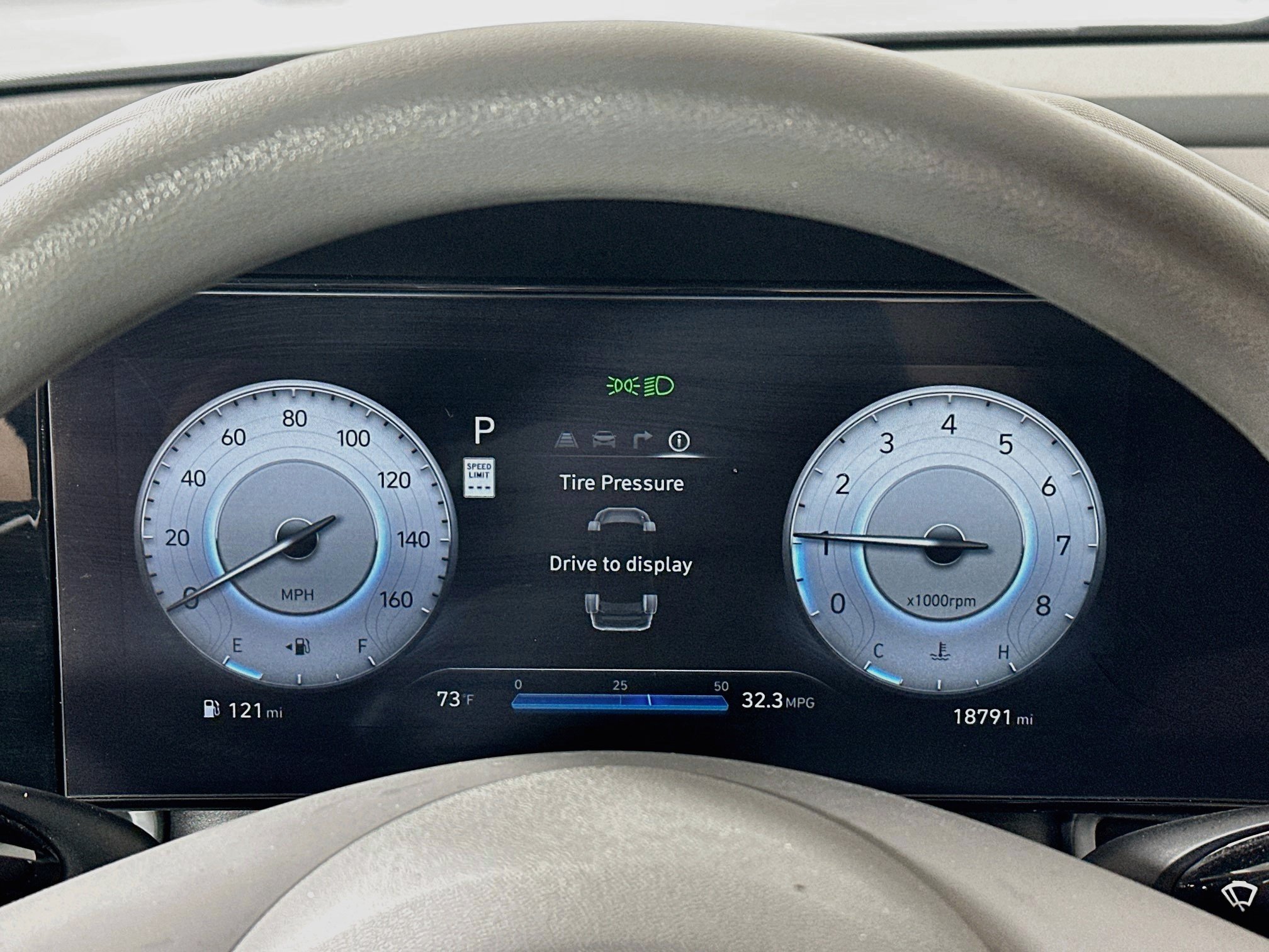 Certified 2024 Hyundai Elantra SEL FWD image 12