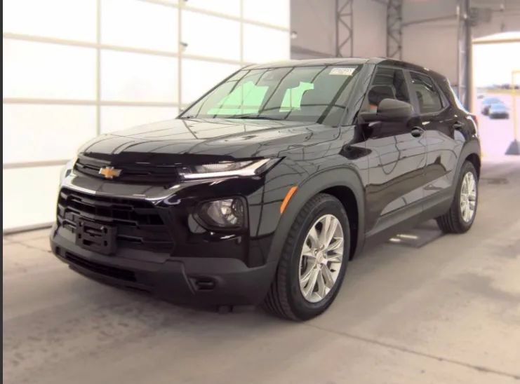Used 2021 Chevrolet TrailBlazer LS FWD image 1