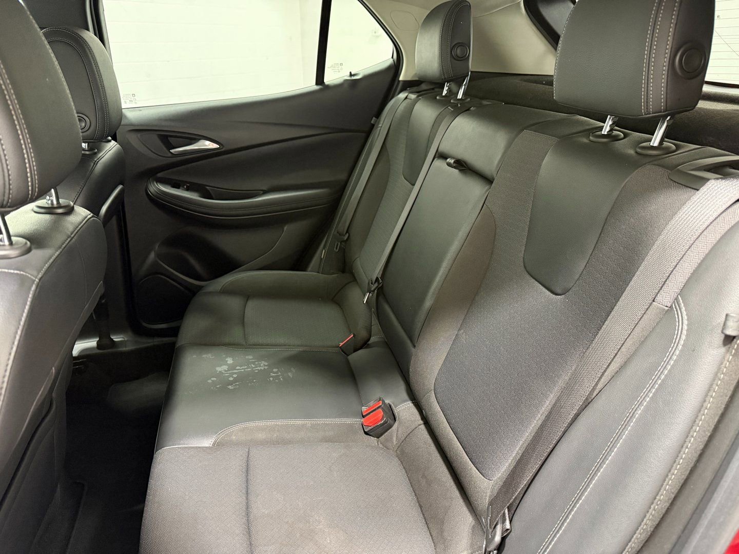 Used 2021 Buick Encore GX Select image 41