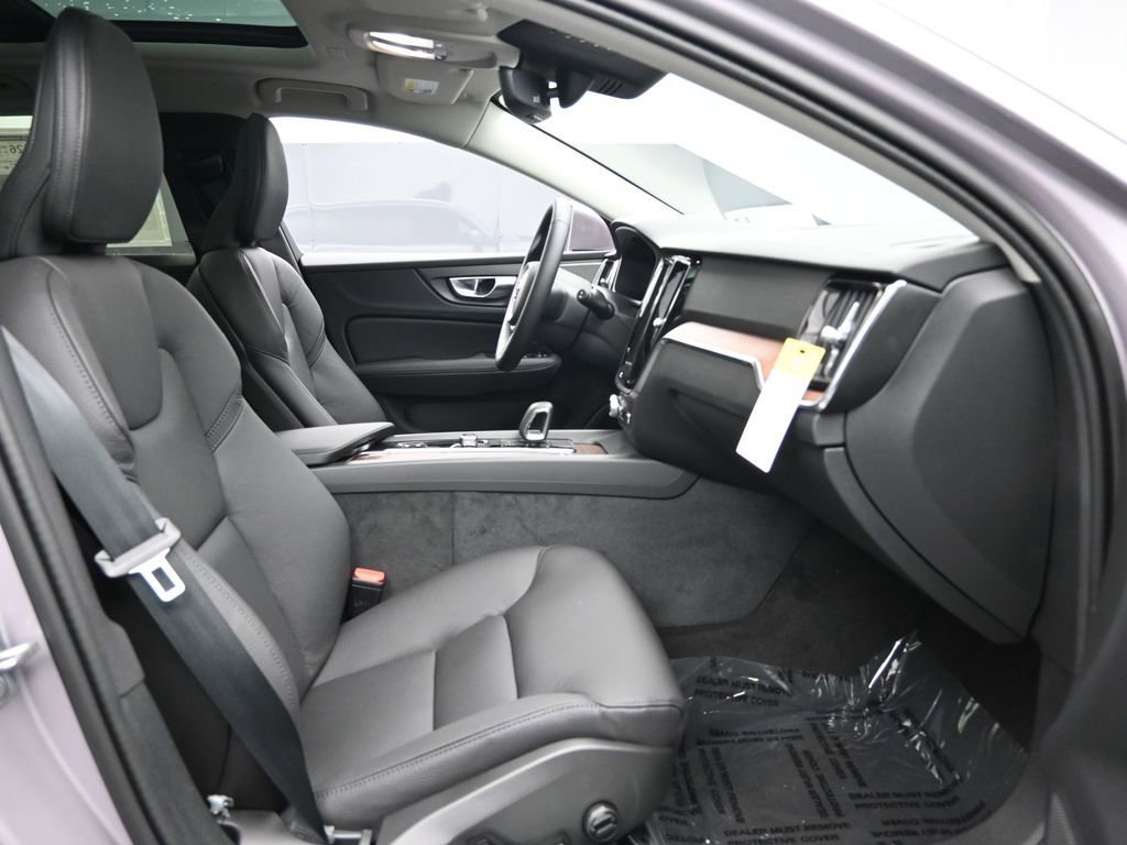 New 2026 Volvo V60 B5 Cross Country Plus w/ Climate Package image 27