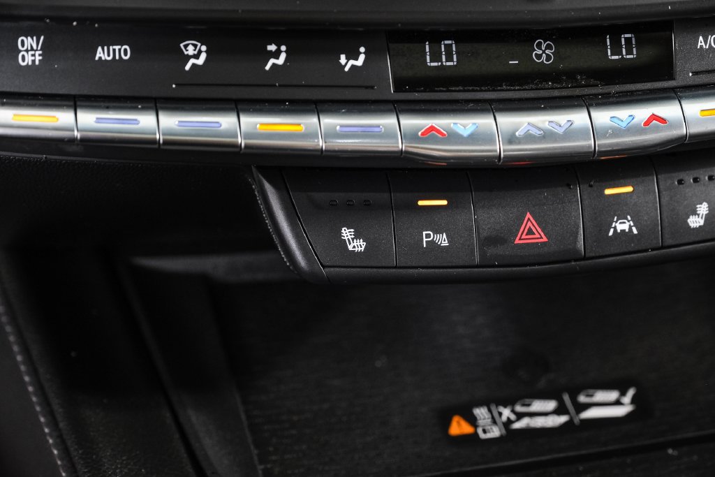 Used 2023 Cadillac CT4 Luxury w/ Sun And Sound Package RWD image 23