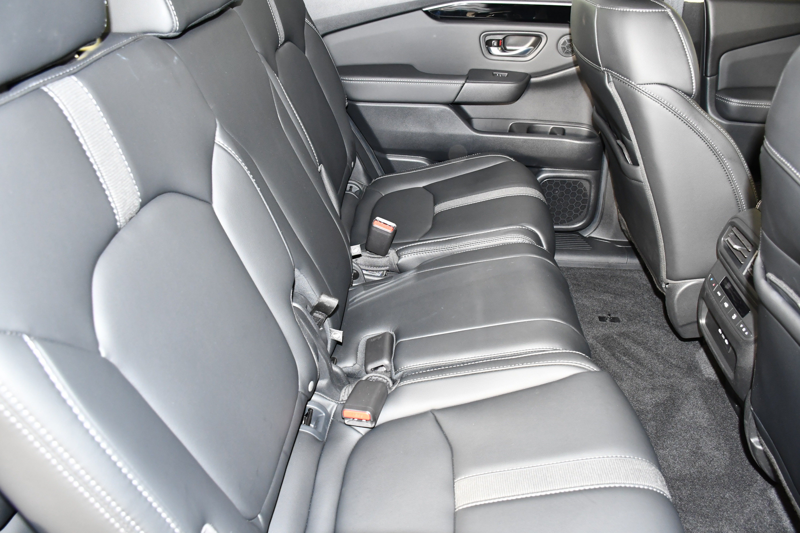 Certified 2025 Honda Pilot Touring image 45
