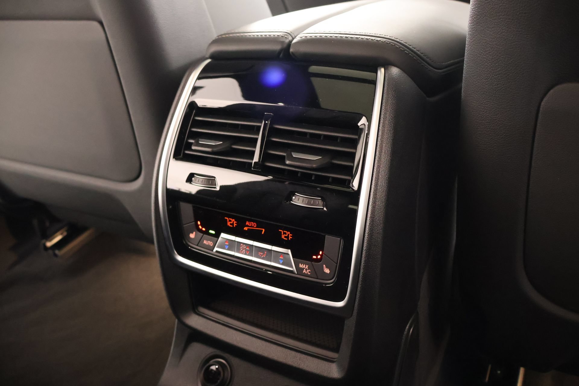 New 2027 BMW X7 M60i AWD/4WD image 16