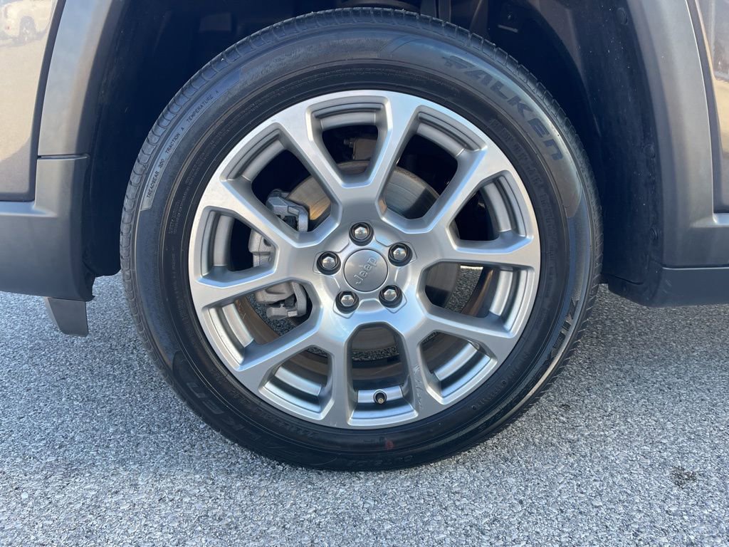 Used 2022 Jeep Compass Latitude image 55