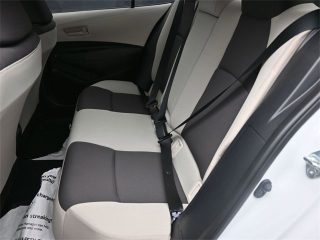 Used 2025 Toyota Corolla LE image 10