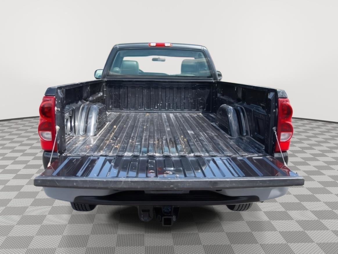 Used 2003 Chevrolet Silverado 2500 W/T w/ Snow Plow Prep Package AWD/4WD image 7
