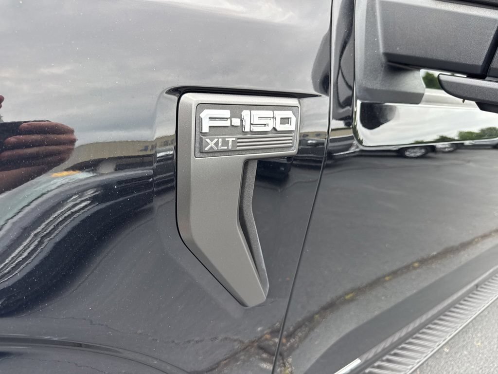 Used 2022 Ford F150 XLT w/ Equipment Group 302A High AWD/4WD image 38